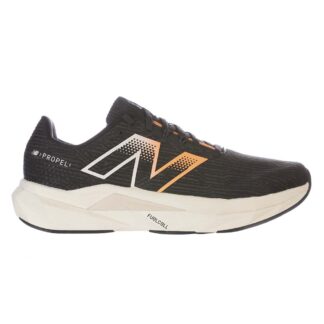 New Balance FuelCell Propel v5